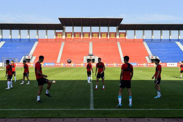 哈登三双快船力克公牛 黄蜂胜篮网终结6连败