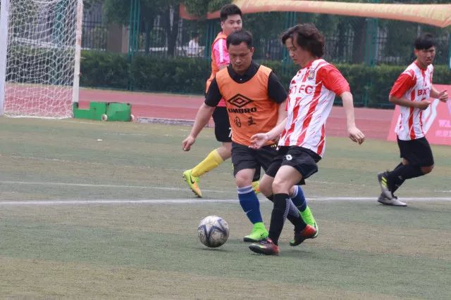 汤尤杯中国男、女队均获小组头名